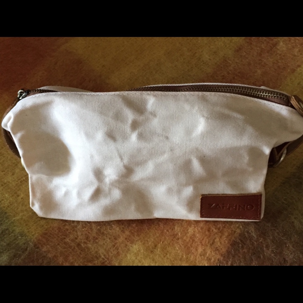 NWOT Zaffino toiletry bag